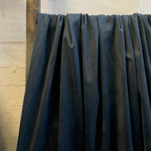 Load image into Gallery viewer, Symphony 21 - Charcoal