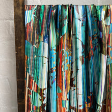 Load image into Gallery viewer, Loom Silk - Prismatic