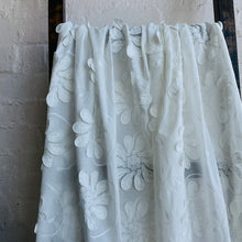 Load image into Gallery viewer, Heirloom Garden - White