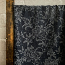 Load image into Gallery viewer, Shadow Vine Ponte