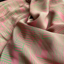 Load image into Gallery viewer, Follet Viscose CDC - A-Mazing - Musk