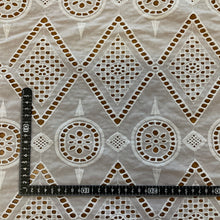 Load image into Gallery viewer, Capri Broderie - Natural White