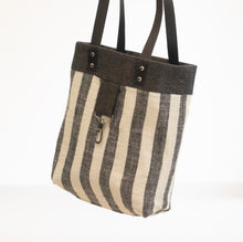 Load image into Gallery viewer, Genoa Tote (Hardcopy) by Blogless Anna