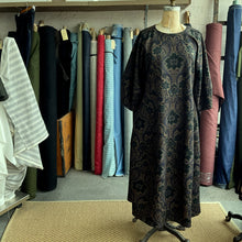 Load image into Gallery viewer, Shadow Vine Ponte
