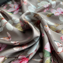 Load image into Gallery viewer, Loom Silk - Moonlit Magnolia
