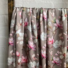 Load image into Gallery viewer, Loom Silk - Moonlit Magnolia
