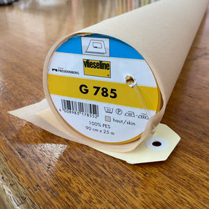 Light Weight Fusible Interfacing (Freudenberg G785)