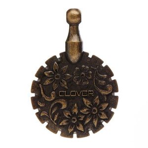 Clover Thread Cutter Pendant